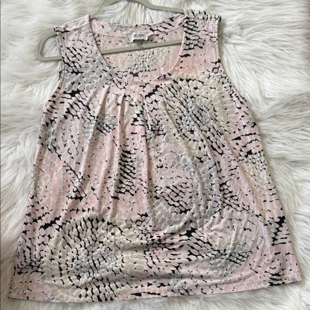 Jones Studio Pink and Black Patterned Sleeveless Tank